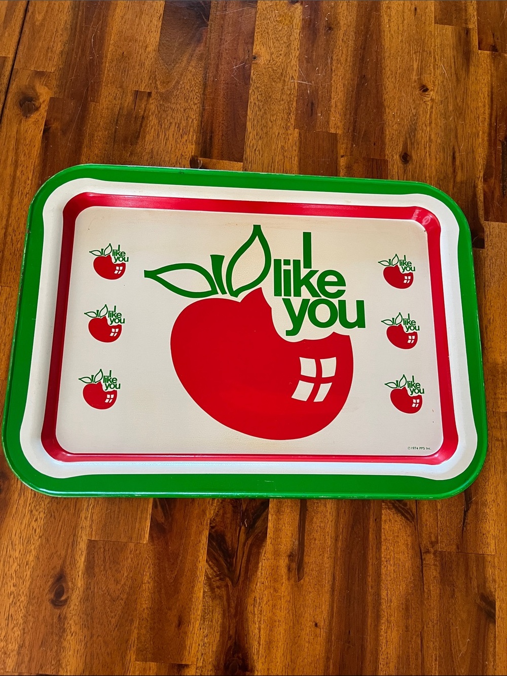 Vtg ‘I Like You’ Apple W/Bite Mark Theme Metal Tray 1974 Fruit 17” X 12.5”